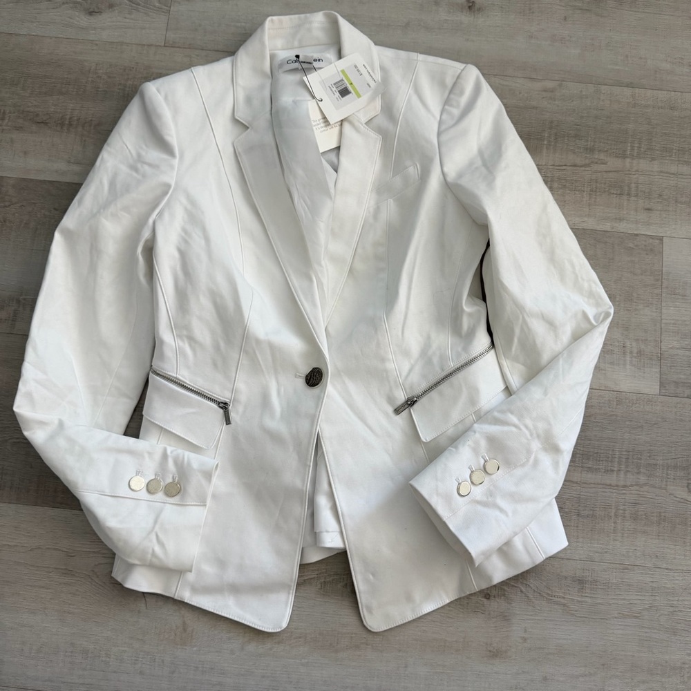 Calvin Klein White Women's Structured Single-Button Blazer with Zip Pockets